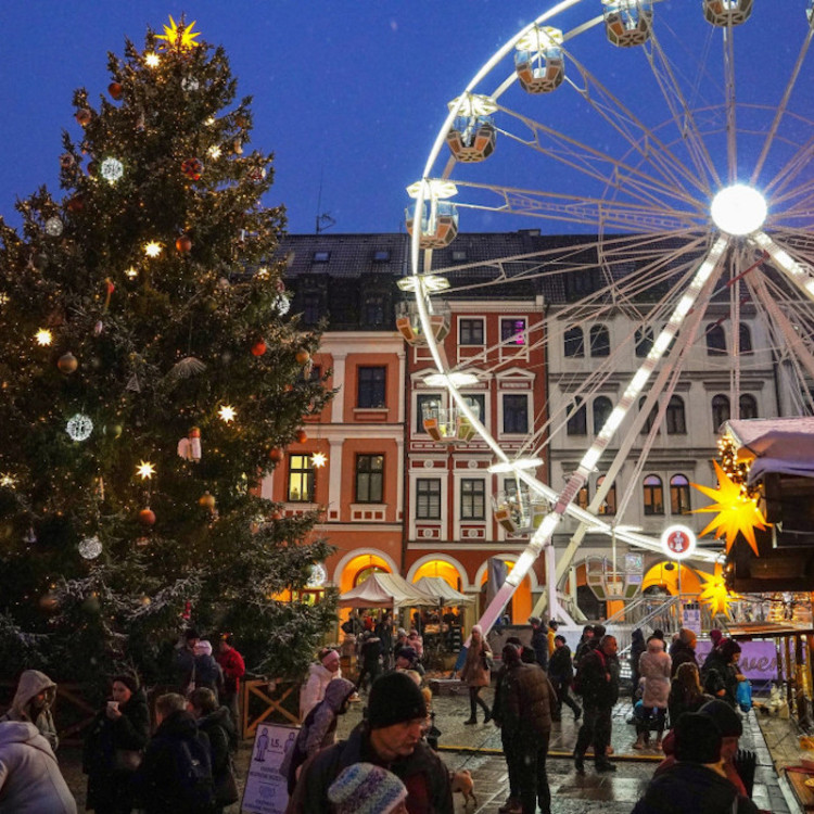 Adventní program před radnicí