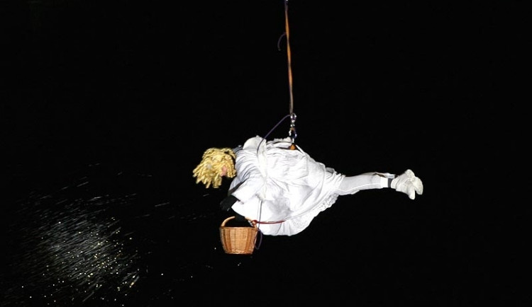 Na budějcké náměstí přiletí anděl