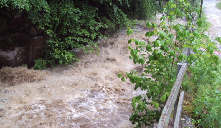 Černá Nisa v Kateřinkách v neděli po obědě