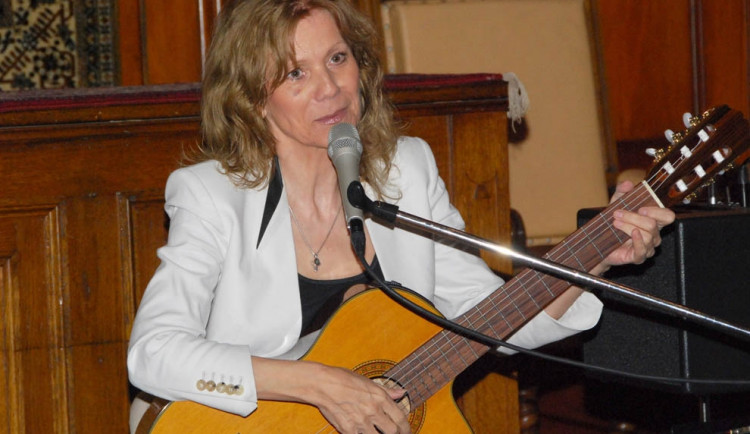 Lenka Filipová ve Frýdlantě.