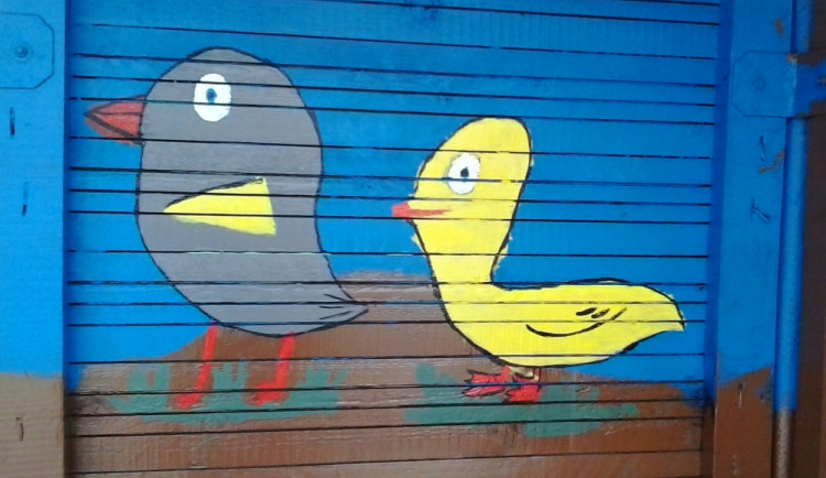 Veselí ptáčci potěší.