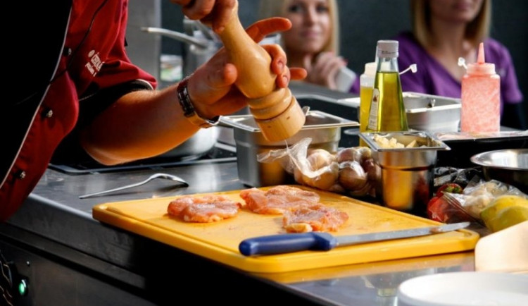Milovníci jídla, těšte se! Do Liberce míří Gastrotour