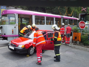 Nehoda tramvaje. Foto: HZSLK