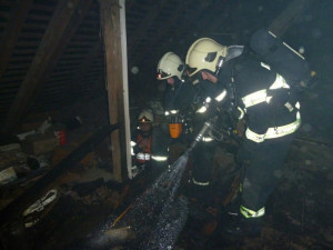 Požár v Oldřichově. Foto: HZSLK