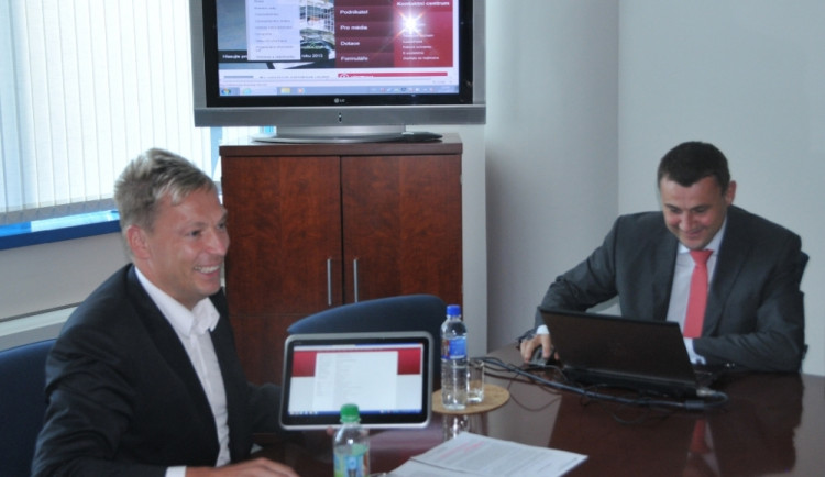 Kraj spustil transparentní účet, je první v republice