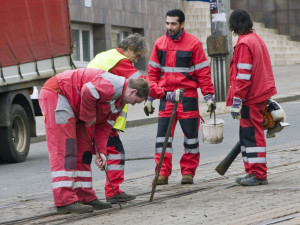 Kvůli Benátské přerušili dělníci práce na průtahu Libercem