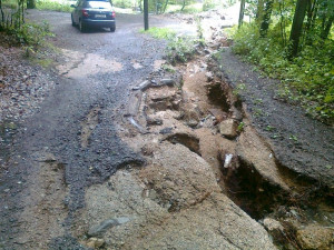 Následky přívalového deště. Foto: MML/Zuzana Minstrová
