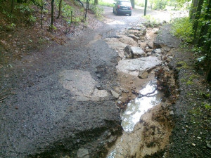 Následky přívalového deště. Foto: MML/Zuzana Minstrová