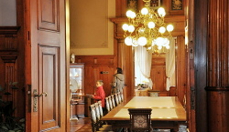 Prohlídka liberecké radnice. Foto: MML