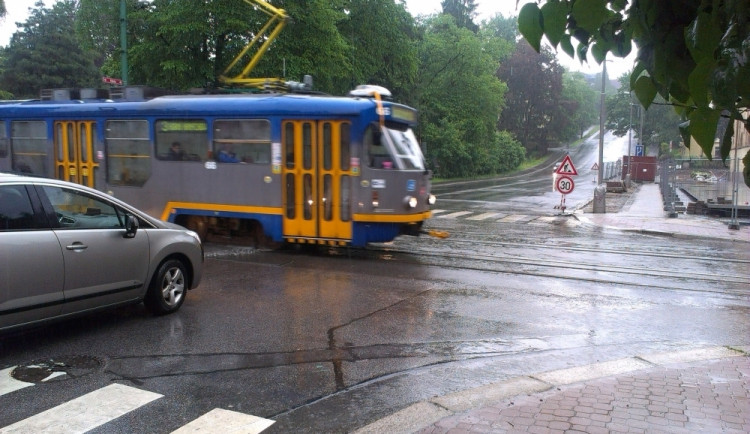 Liberecko zasáhnou další bouřky doprovázené deštěm