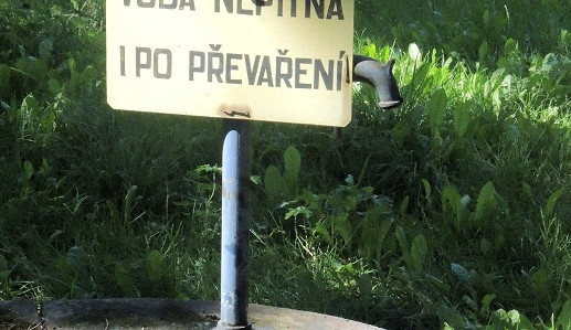 Zdaleka ne ve všech studánkách je pitná voda. Ilustrační foto: eStudanky.eu