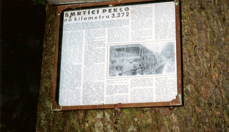 Pamětní deska. Foto: Cdpardubice.blog.cz