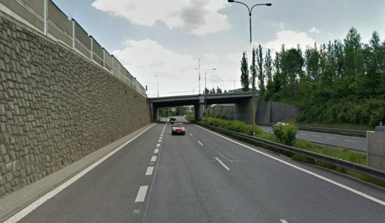 Nájezd na průtah Libercem. Foto: Street View