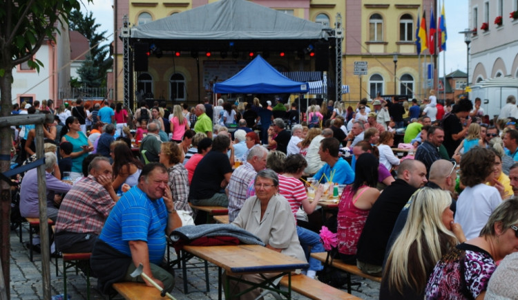 Hrádek se po roce opět proměnil ve slavící centrum regionu