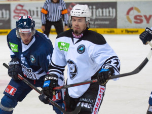 Bílí Tygři proti TPS Turku. Foto: Jaroslav Appeltauer