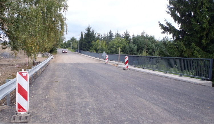 Opravený most v Ohrazenicích. Foto: Kraj-lbc.cz
