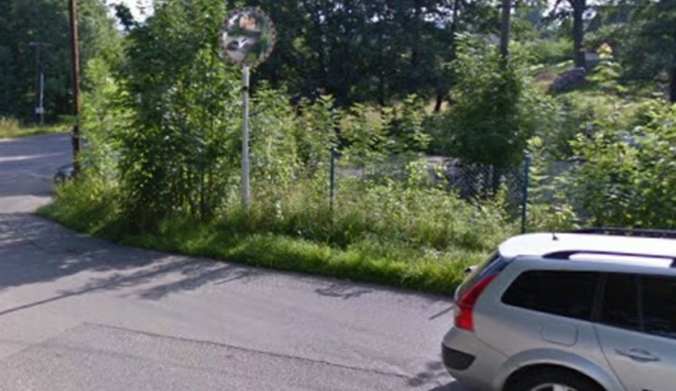 Zrcadlo je pryč. Foto: Google.cz