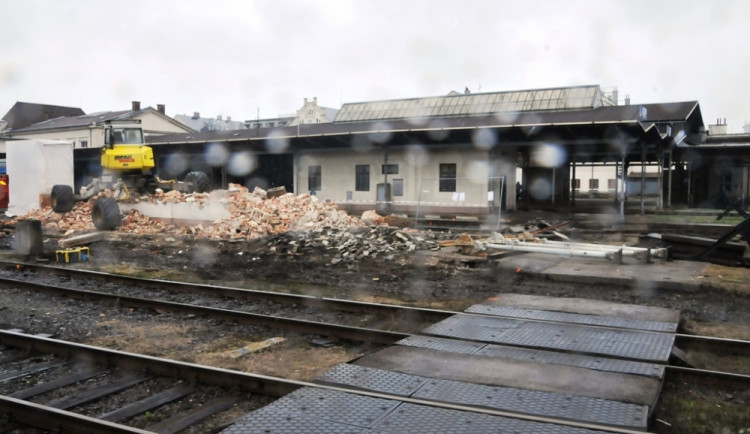 Přestavba pátého nástupiště v Liberci. Foto: Jiří Langer
