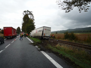 Nehoda kamionu u Sedmihorek. Foto: HZSLK