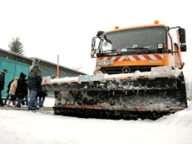 Zimní údržby se dočká více komunikací, uklidňuje město