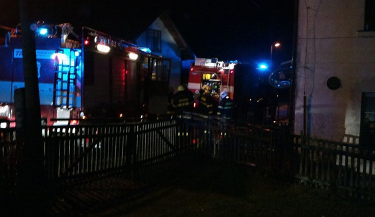 Požár se podařilo po pár minutách uhasit. Foto: Facebook/HEJNICE U LIBERCE !!!! :-D