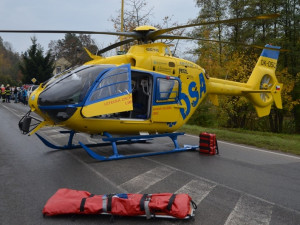 Žlutý vrtulník se během nedělního odpoledne nezastavil