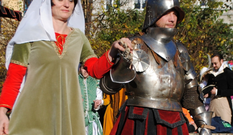 Tuhle módu nosili ve středověku