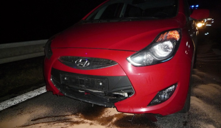 Na rychlostce se srazilo dohromady jedenáct aut. Foto: HZSLK