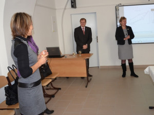 Školu navštívili zástupci kraje. Foto: KÚ LK