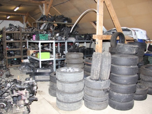 Díly z kradených aut. Foto: Policie ČR