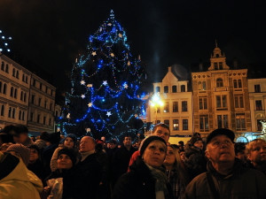 Davy lidí viděly rozsvícení libereckého vánočního stromu