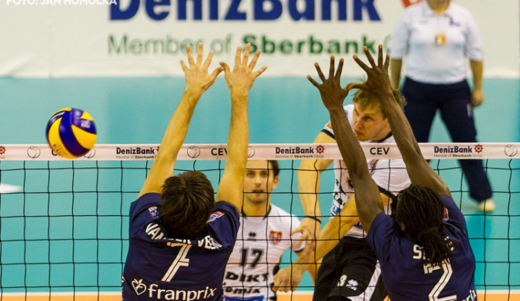 Jihostroj v Paříži jasně prohrál a z Ligy mistrů nepostoupí