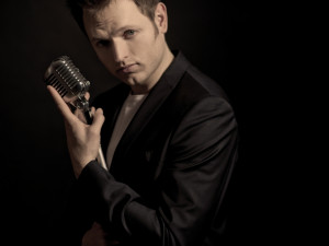 Zpěvák Honza Kříž.