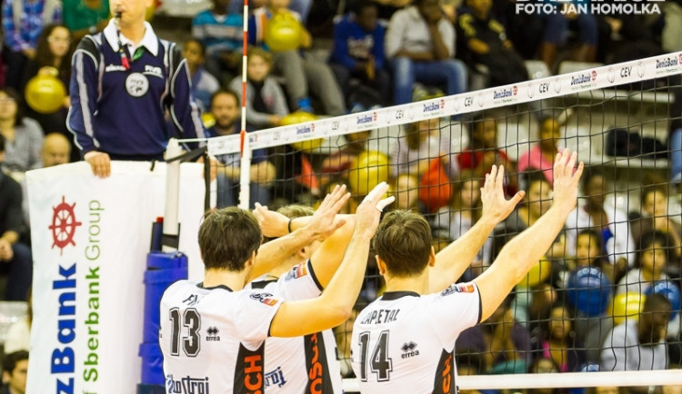 Jihostroj prověří poslední tým extraligové tabulky