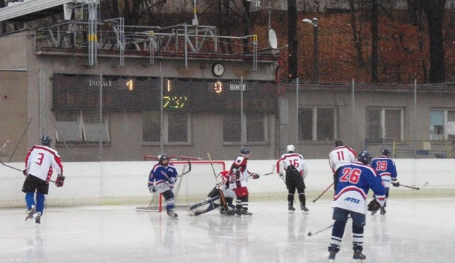 Frýdlant příští rok otevře zastřešený zimní stadion