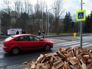 Nová křižovatka u Ambiente