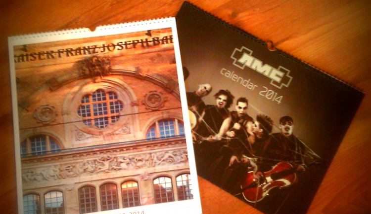 Kalendáře si rozdělí dva výherci