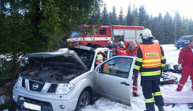 Nehoda mezi Horním Polubným a Jizerkou. Foto: HZSLK