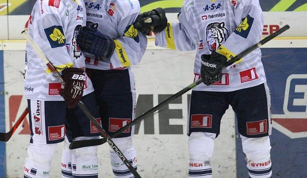 Tygři nasposledy rozstříleli Chomutov. Udělají radost i teď? Foto: hcbilitygri.cz