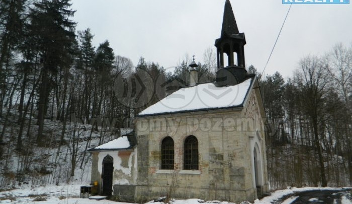 Pohled na kapli. Foto: M&M Reality