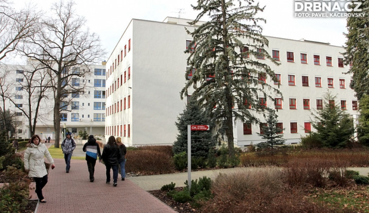 Nemocnice řeší s univerzitní menzou spory o jídlo