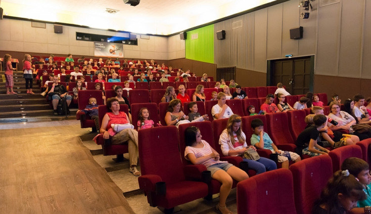 Kino se naplnilo třeba během místních slavností. Foto: Hejnice