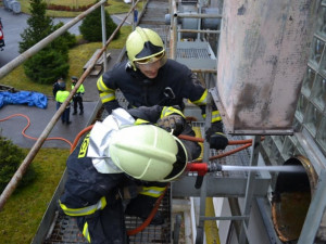 Porucha zapříčinila čtvrteční požár v brusírně bižuterie