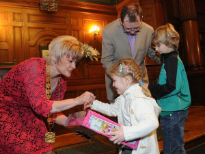 Na stromu přání se sešlo 185 lístečků. Foto:  MML/ Jan Král