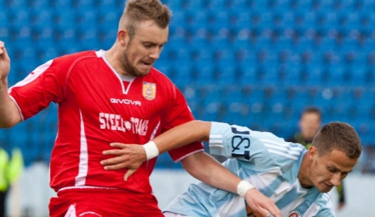 Juraj Hovančík (v červeném). Foto: Corgonliga.sk