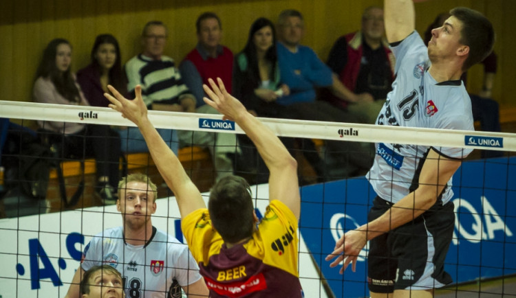 Jihostroj podlehl Liberci 2:3 a zůstal na druhém místě