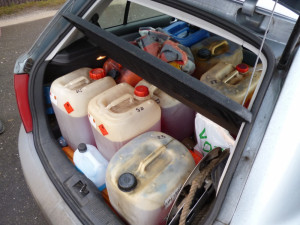 Celníci odhalili 1970 litrů nezdaněného lehkého topného oleje. Foto: Celní správa