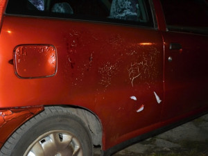 Požár popelnic. Foto: HZSLK