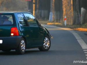 V Krásné Studánce u pošty srazilo auto chodce