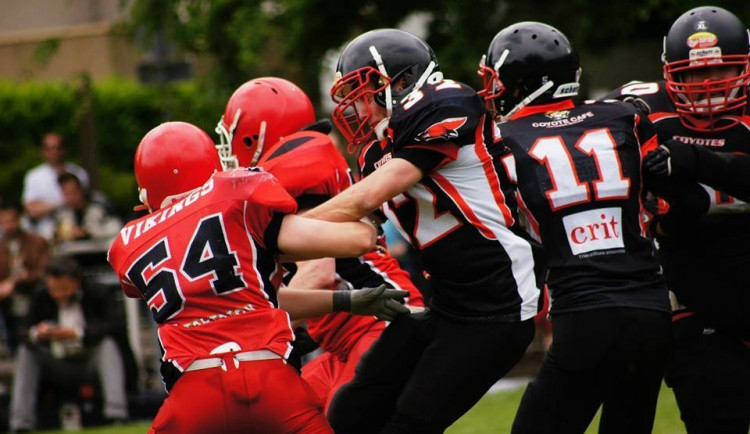 Vogel v červeném s číslem 54. Foto: archiv Titánů